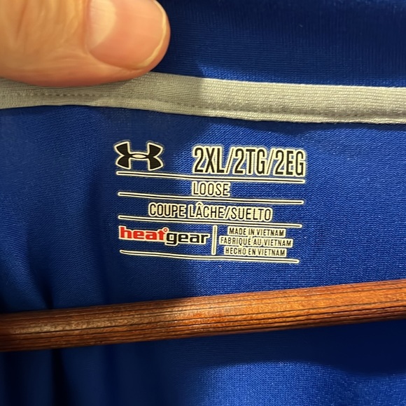 Under Armour 1/4 zip heat gear long sleeve performance shirt - Picture 5 of 7